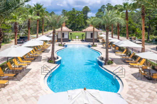 Seasonally Heated Pool